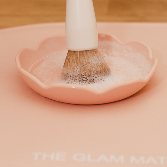 Why Cleaning Your Makeup Brushes is a MUST!