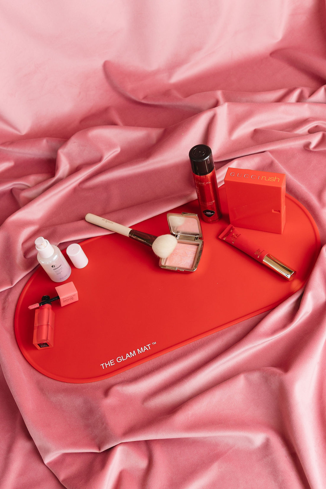 Why Every Makeup Artist Needs a Clean, Professional Setup